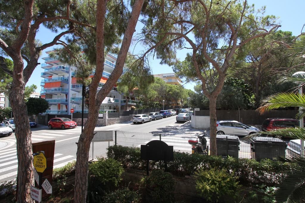 For A Stay Don Quijote Salou Buitenkant foto